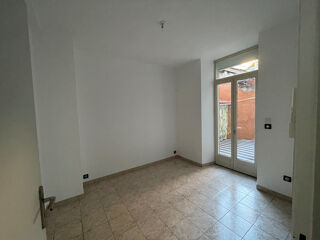  Appartement à louer 3 pièces 70 m²