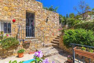  Maison � vendre 9 pi�ces 350 m�