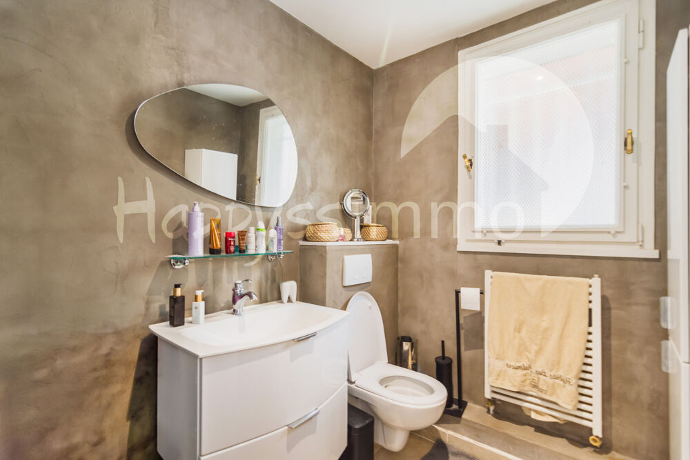 à vendre  Maison Le Revest-les-Eaux (83200)