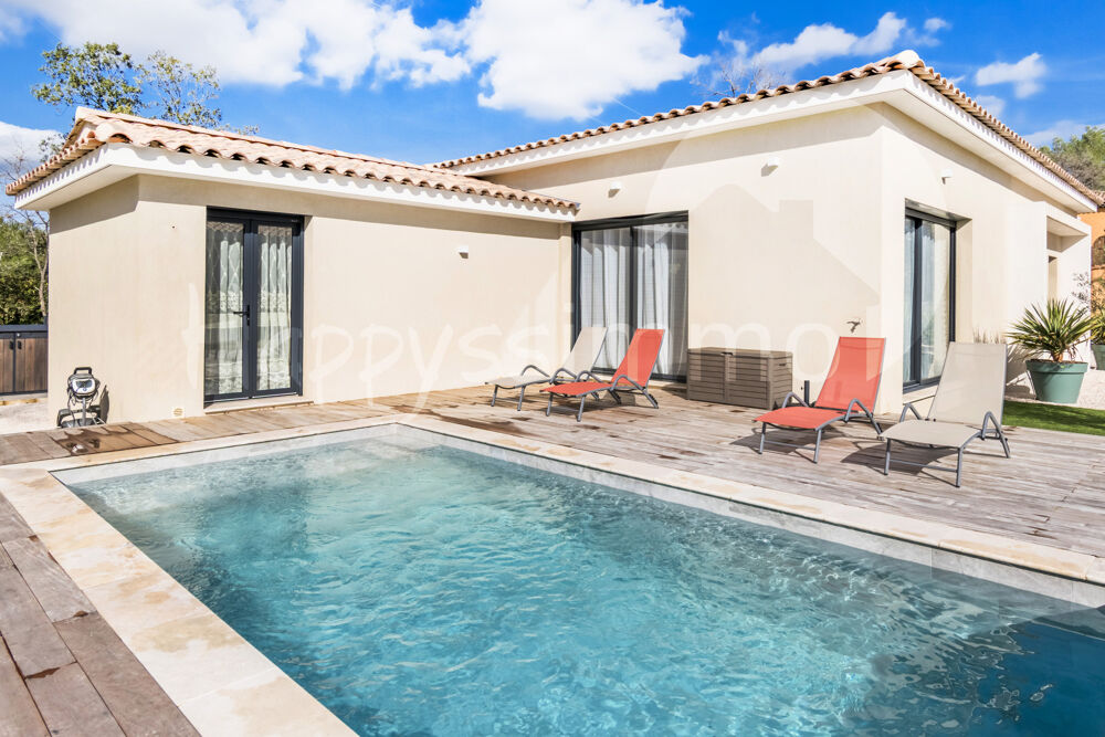 Villa contemporaine de 120 m2 sur 900 m2 de terrain avec piscine et garage