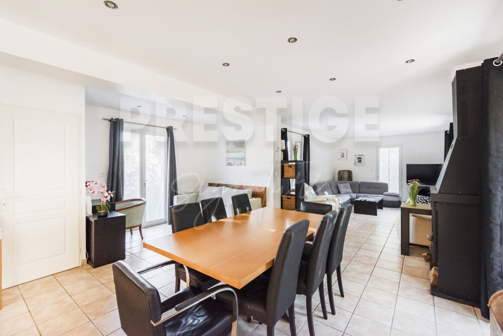  vendre  Maison Hyres (83400)