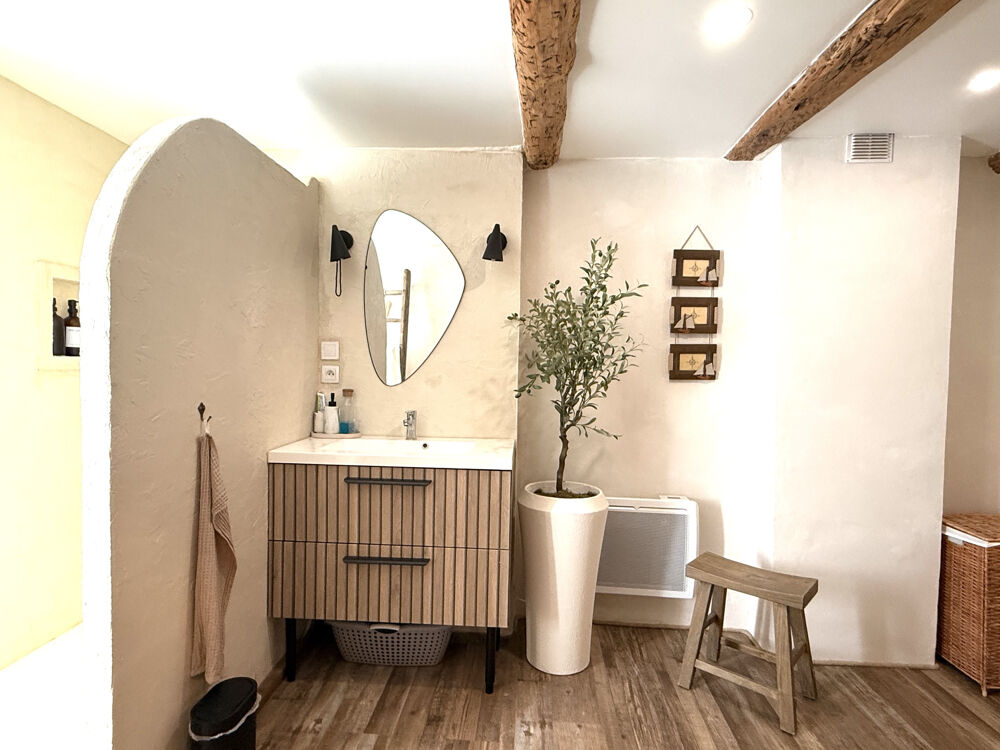 Maison de village de 56 m2 + une grande cave carrelée