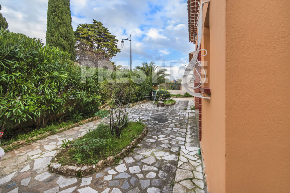 � vendre  Maison Sanary-sur-Mer (83110)