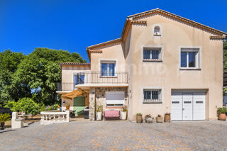  Maison � vendre 7 pi�ces 220 m�