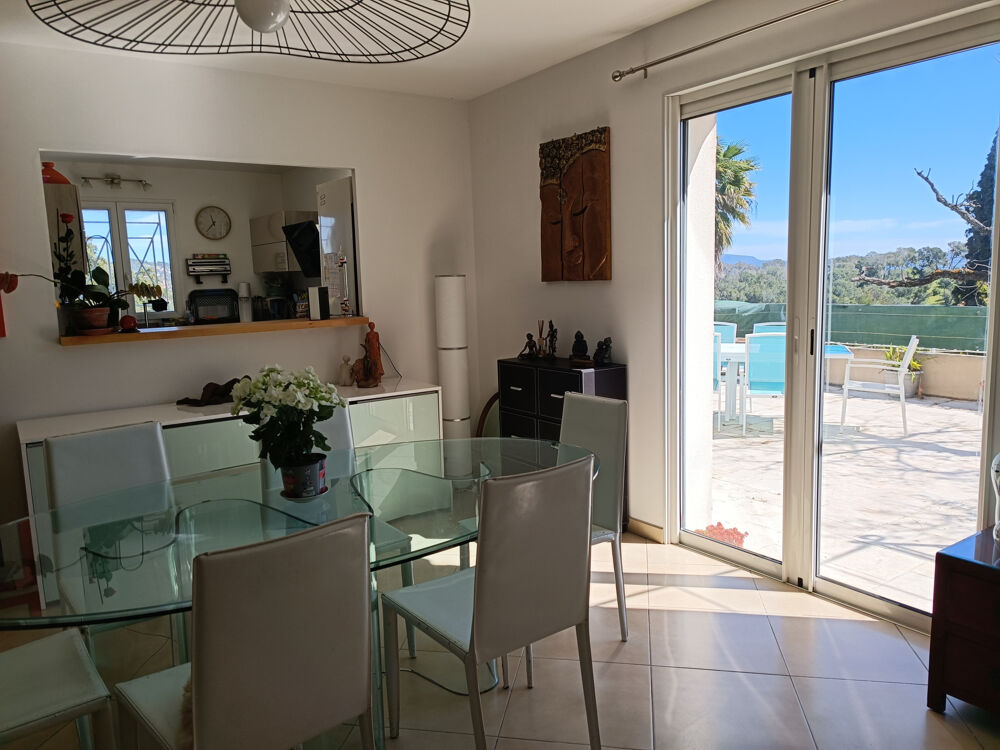 � vendre  Maison Hy�res (83400)