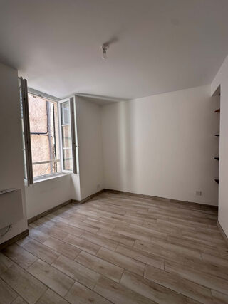  Appartement à louer 2 pièces 30 m²