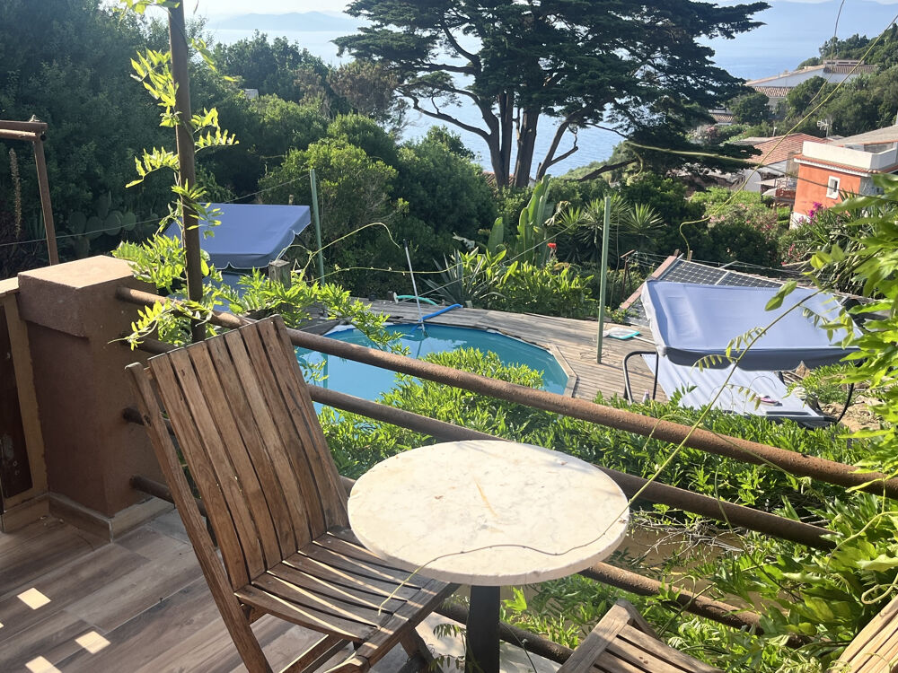 à vendre  Propriété/château Hyères (83400)