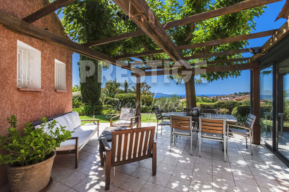 à vendre  Maison Carqueiranne (83320)