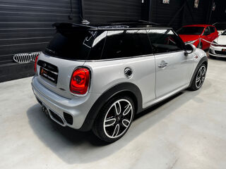 Cooper Hatch 3 Portes 231 ch John Works BVA8 2018 occasion 95310 Saint-Ouen-l'Aum&ocirc;ne