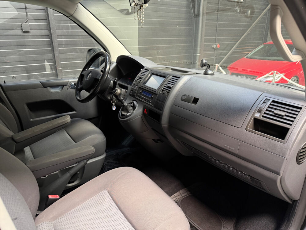 Transporter Combi Transporter 2.5 TDI 130 Long 9pl 4Motion 2008 occasion 95310 Saint-Ouen-l'Aum&ocirc;ne