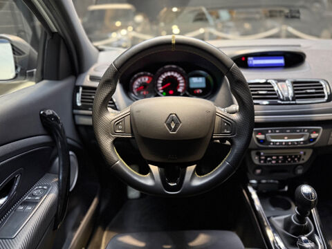 M&eacute;gane III Coup&eacute;  2.0 16V 265 RS 2012 occasion 95310 Saint-Ouen-l'Aum&ocirc;ne