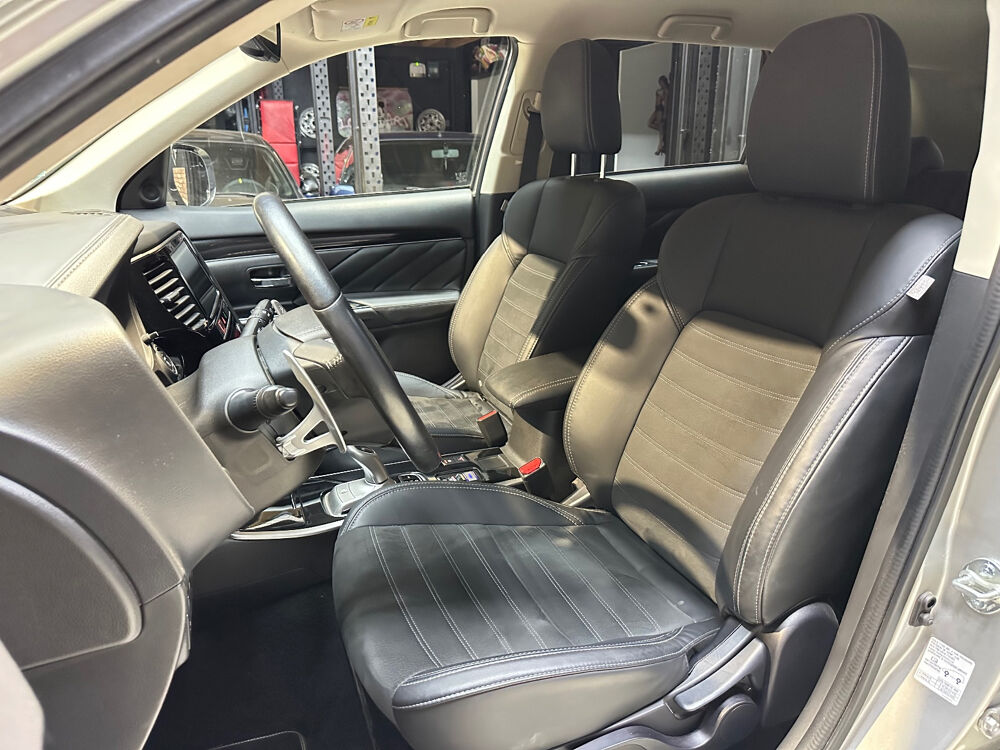 Outlander 2.4l PHEV Twin Motor 4WD Intense 2018 occasion 95310 Saint-Ouen-l'Aum&ocirc;ne