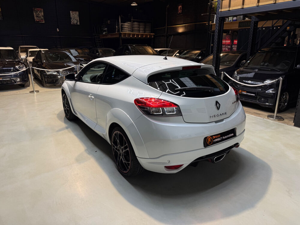 M&eacute;gane III Coup&eacute;  2.0 16V 265 RS 2012 occasion 95310 Saint-Ouen-l'Aum&ocirc;ne