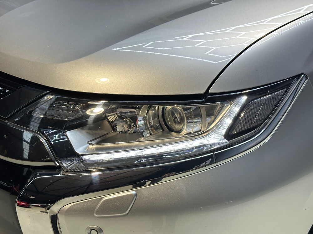 Outlander 2.4l PHEV Twin Motor 4WD Intense 2018 occasion 95310 Saint-Ouen-l'Aum&ocirc;ne