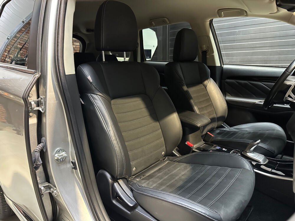 Outlander 2.4l PHEV Twin Motor 4WD Intense 2018 occasion 95310 Saint-Ouen-l'Aum&ocirc;ne