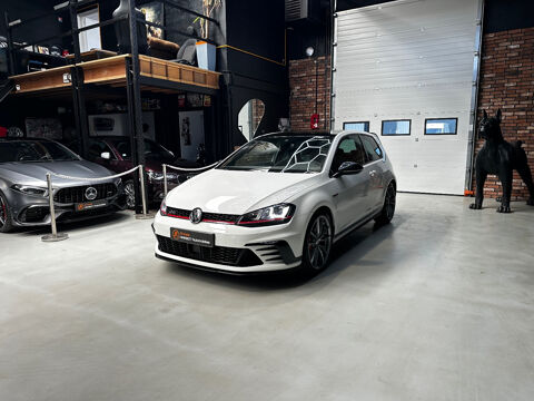 Annonce voiture Volkswagen Golf 23490 €