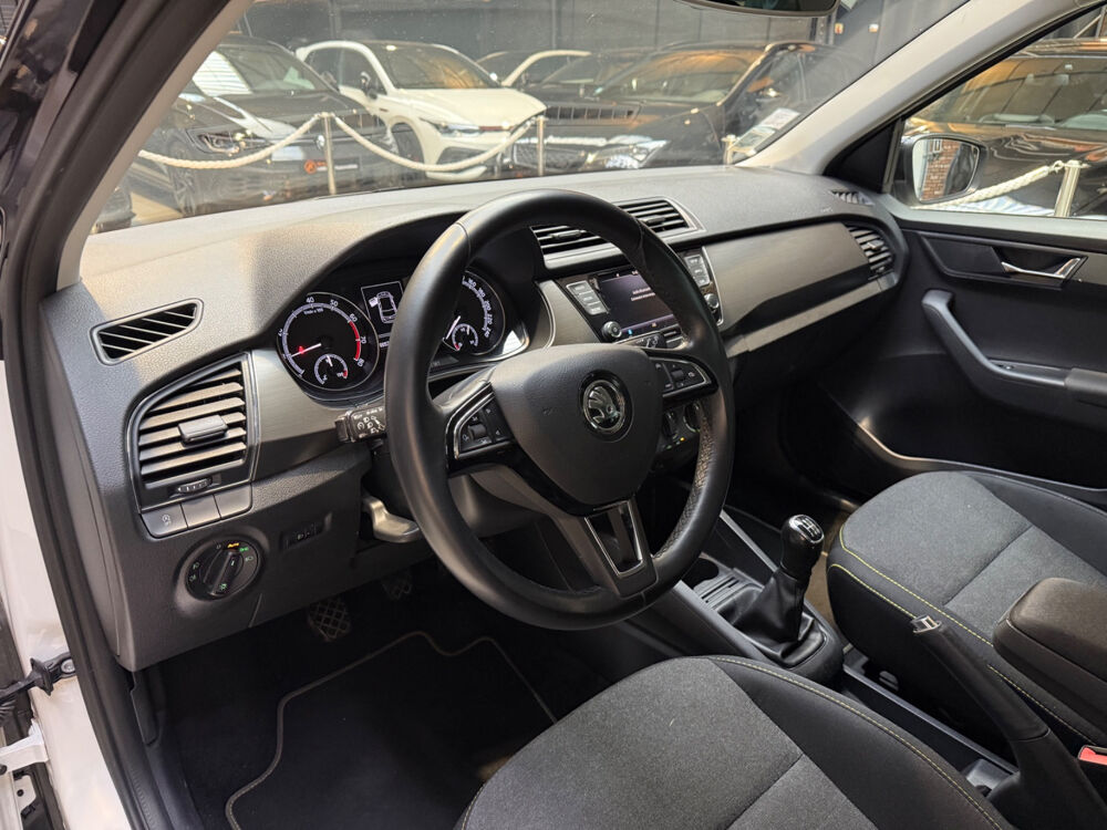 Fabia 1.0 MPI 60 ch BVM5 Business 2020 occasion 95310 Saint-Ouen-l'Aum&ocirc;ne