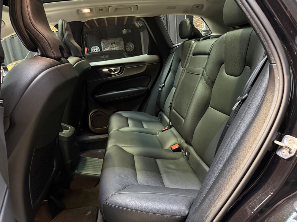XC60 T6 Recharge AWD 253 ch + 87 ch Geartronic 8 Inscription 2021 occasion 95310 Saint-Ouen-l'Aum&ocirc;ne