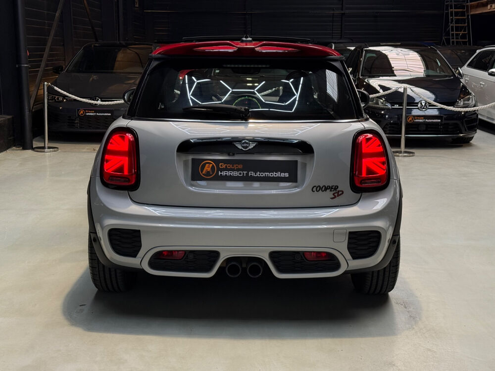 Cooper S Hatch 3 Portes D 170 ch BVA6 Finition John Cooper Wo 2017 occasion 95310 Saint-Ouen-l'Aum&ocirc;ne