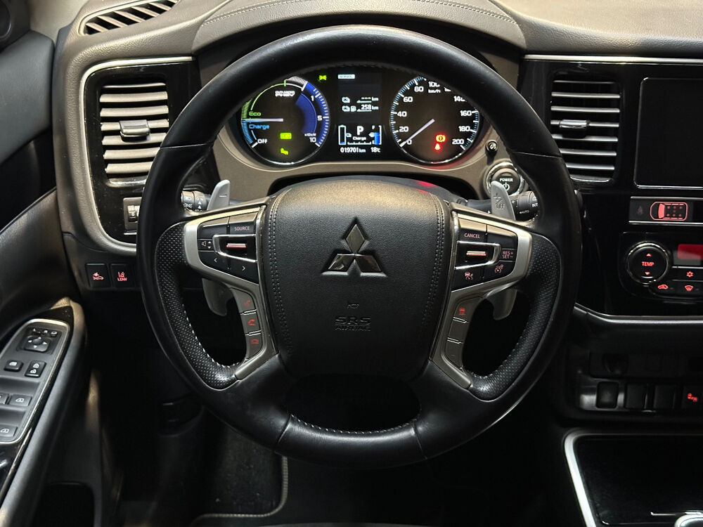 Outlander 2.4l PHEV Twin Motor 4WD Intense 2018 occasion 95310 Saint-Ouen-l'Aum&ocirc;ne