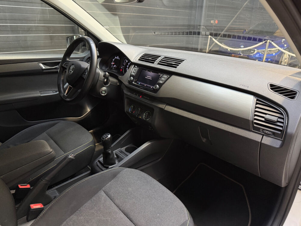 Fabia 1.0 MPI 60 ch BVM5 Business 2020 occasion 95310 Saint-Ouen-l'Aum&ocirc;ne