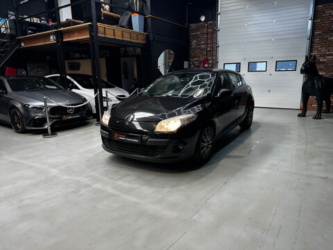 Renault M&eacute;gane III dCi 130 FAP eco2 Carminat Tom-Tom 2009 occasion Saint-Ouen-l'Aum&ocirc;ne 95310