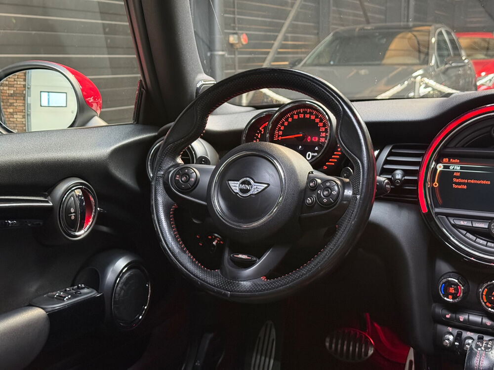 Cooper S Hatch 3 Portes D 170 ch BVA6 Finition John Cooper Wo 2017 occasion 95310 Saint-Ouen-l'Aum&ocirc;ne