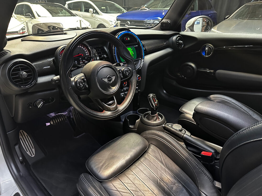Cooper Hatch 3 Portes 231 ch John Works BVA8 2018 occasion 95310 Saint-Ouen-l'Aum&ocirc;ne