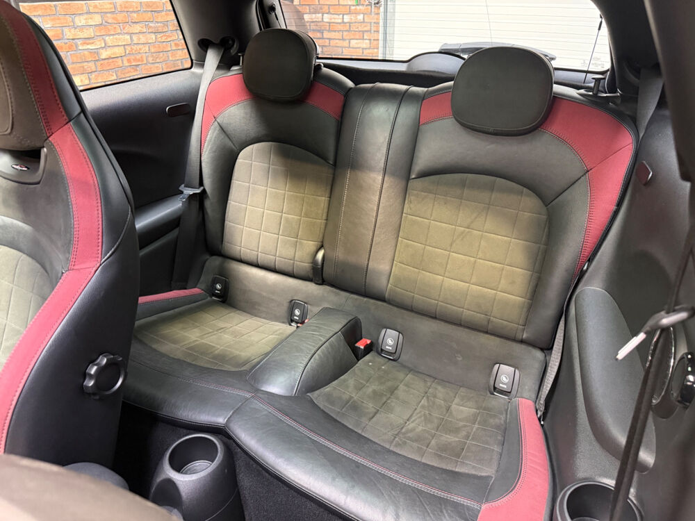 Cooper S Hatch 3 Portes D 170 ch BVA6 Finition John Cooper Wo 2017 occasion 95310 Saint-Ouen-l'Aum&ocirc;ne