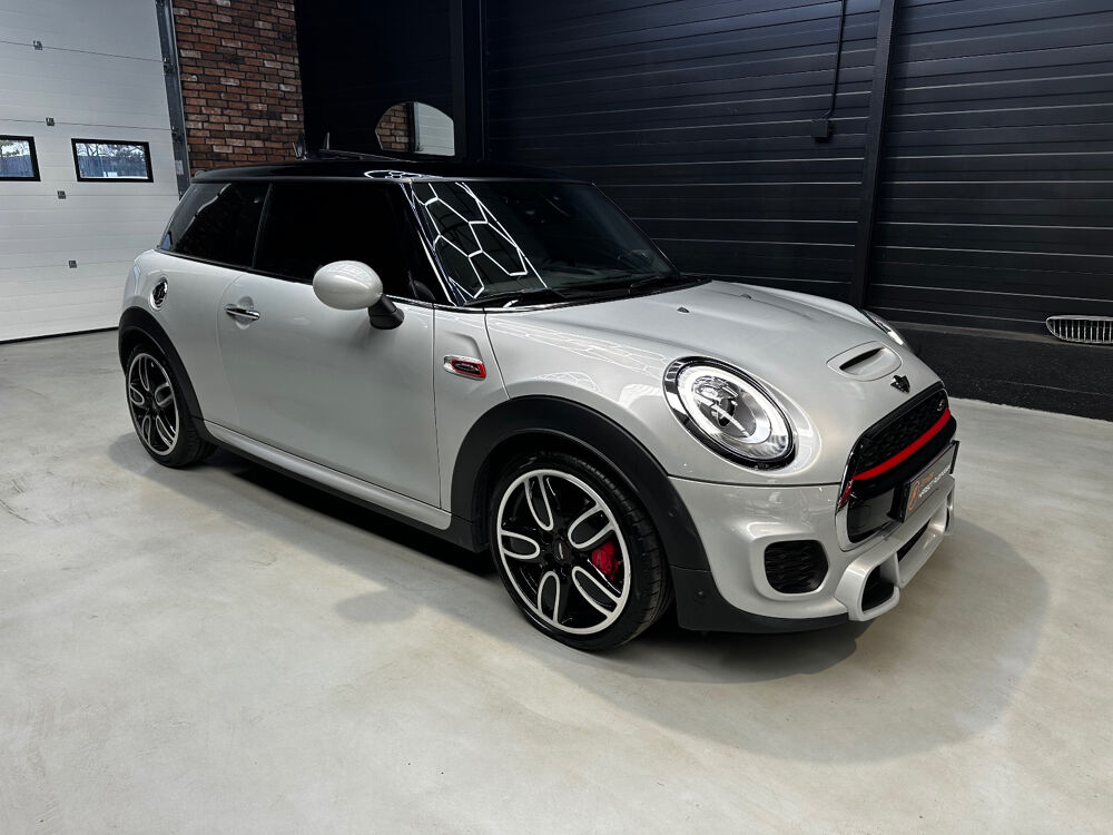 Cooper Hatch 3 Portes 231 ch John Works BVA8 2018 occasion 95310 Saint-Ouen-l'Aum&ocirc;ne