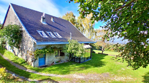   Rare  la vente sur la commune de Saint-Sixt Maison - 7 pice(s) - 187 m