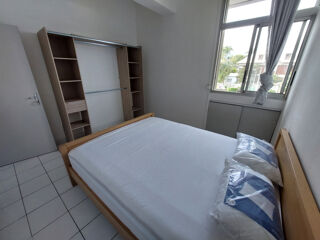  Appartement à louer 2 pièces 42 m²