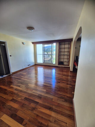  Appartement � louer 4 pi�ces 78 m�