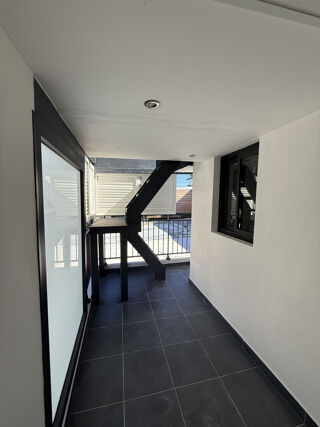  Maison à louer 3 pièces 100 m²