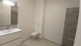  Appartement à louer 3 pièces 68 m²