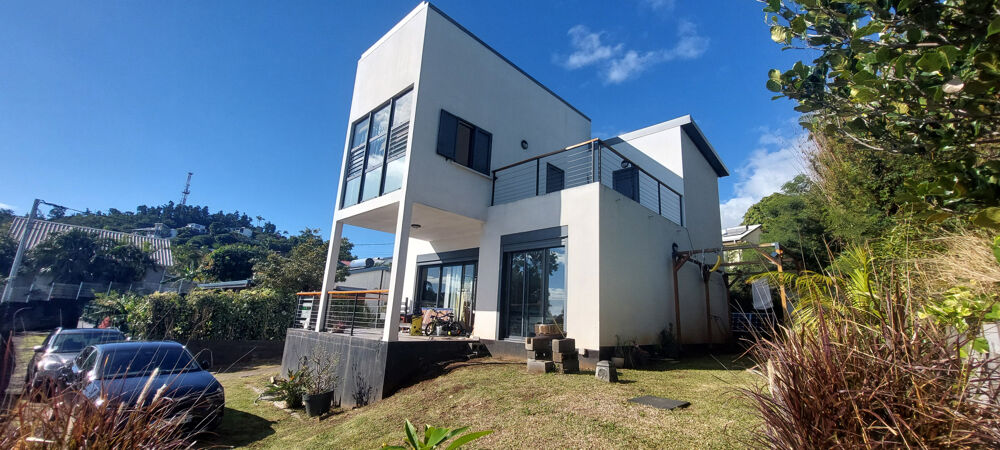 Location Maison Villa T5 meublée à La Montagne St denis