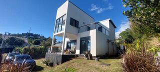 Location Maison Villa T5 meublée à La Montagne St denis