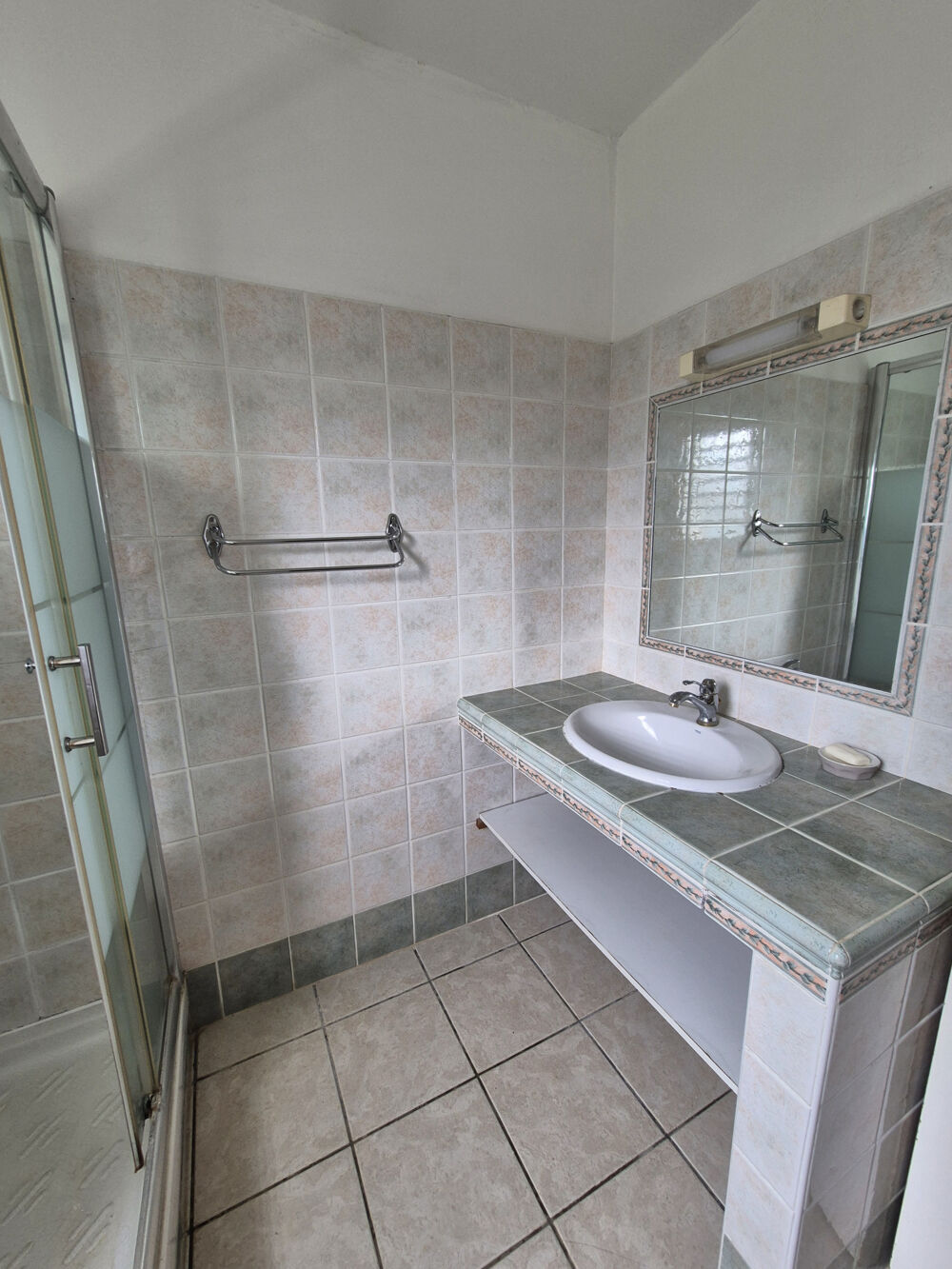 Location Maison Maison T4 de 136 m2   Saint-Denis St denis