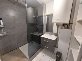  Appartement à louer 2 pièces 42 m²