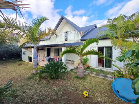   Villa T5 meubl�e au Tampon Maison - 5 pi�ce(s) - 171 m�