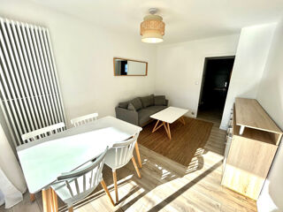  Appartement à louer 2 pièces 38 m²
