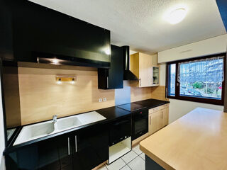  Appartement à louer 2 pièces 52 m²
