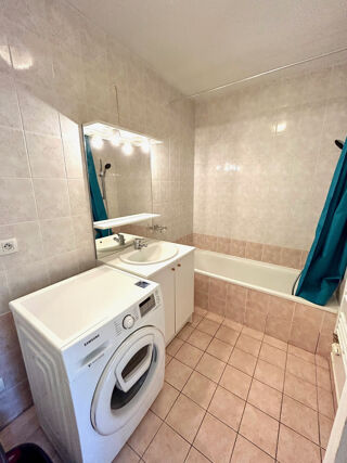  Appartement � louer 2 pi�ces 57 m�