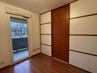  Appartement à louer 2 pièces 48 m²