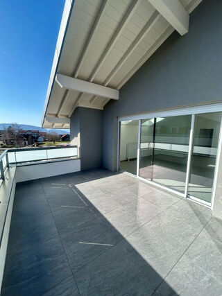  Appartement � louer 4 pi�ces 100 m�