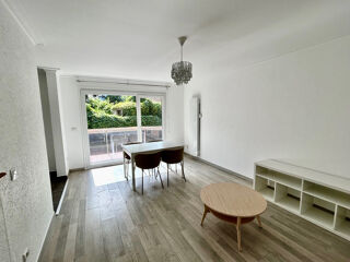  Appartement à louer 3 pièces 63 m² Annemasse
