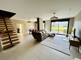  Maison � vendre 6 pi�ces 200 m�