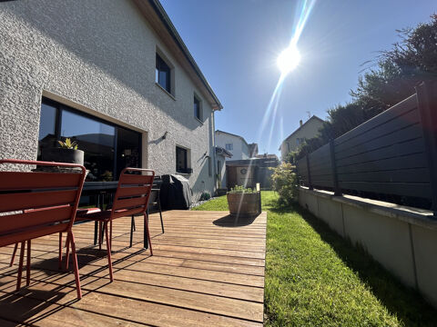  Maison � louer 6 pi�ces 130 m�