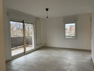  Appartement à louer 2 pièces 48 m²