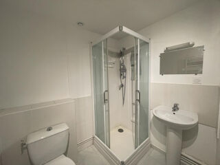  Appartement à louer 4 pièces 62 m²